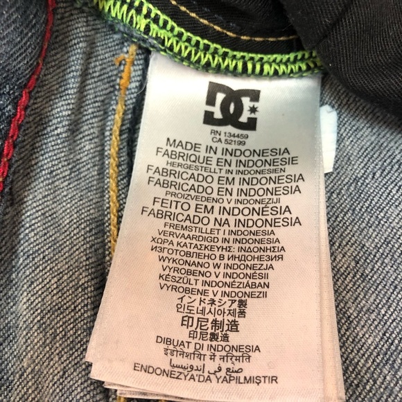 DC Shoe Co Dark Wash Straight Jeans 28 - Picture 7 of 13